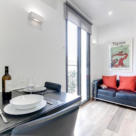 City&Beach Apartments 3 In City Center Barcelona Bagian luar foto