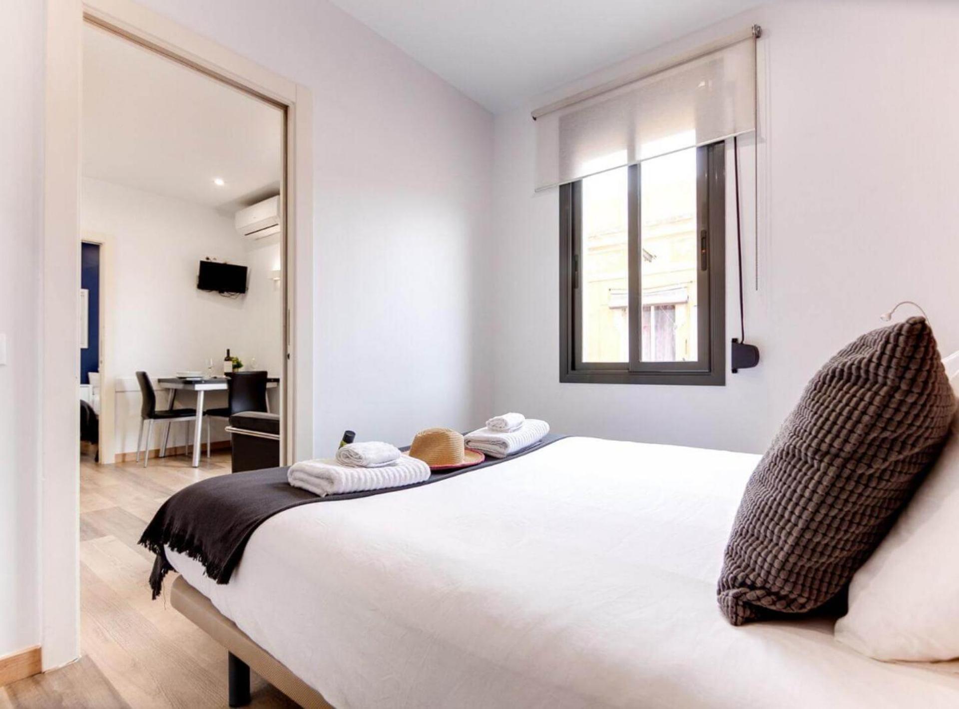 City&Beach Apartments 3 In City Center Barcelona Bagian luar foto